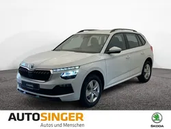Moonweiss metallic Gebraucht 2024 Skoda Kamiq Essence SUV | 20.940 € (Fairer Preis)