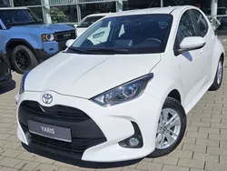Schneeweiß Neu 2025 Toyota Yaris Hybrid Comfort Kleinwagen | 21.850 € (Superpreis)