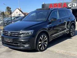 Deep black perleffekt Gebraucht 2019 VW Tiguan Allspace R-line SUV | 26.900 €