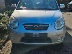 Silber Gebraucht 2009 Kia Picanto Kleinwagen | 1.900 € (Fairer Preis)