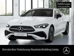 Polarweiß Gebraucht 2025 Mercedes 180 AMG Limousine | 54.350 €
