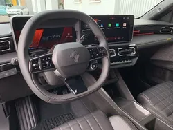 Grün Gebraucht 2025 Renault 4 E-Tech Iconic SUV | 37.990 €