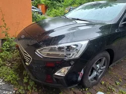 Schwarz Gebraucht 2018 Ford Focus Cool & Connect Limousine | 11.500 € (Guter Preis)