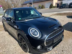 Schwarz Gebraucht 2018 Mini Cooper SD Kleinwagen | 14.999 € (Fairer Preis)