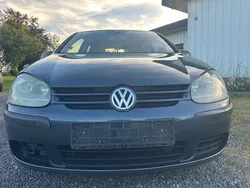 Grau Gebraucht 2004 VW Golf V Limousine | 600 € (Superpreis)