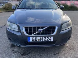 Grau Gebraucht 2009 Volvo V70 Summum Kombi | 5.200 € (Guter Preis)