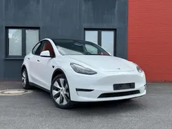 Weiß Gebraucht 2021 Tesla Model Y Long Range SUV | 28.100 € (Teuer)