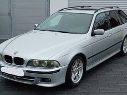 Silber Gebraucht 2001 BMW 525 M Sport Kombi | 3.249 € (Fairer Preis)