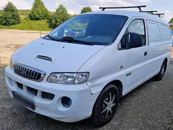 Weiß Gebraucht 2009 Hyundai H-1 Van / Kleinbus | 2.300 € (Superpreis)
