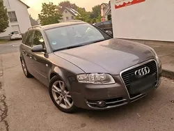 Grau Gebraucht 2007 Audi A4 Limousine | 3.399 € (Fairer Preis)
