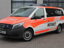 Weiß Gebraucht 2017 Mercedes Vito Van / Kleinbus | 21.995 € (Teuer)