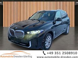 Schwarz black sapphire metallic (metallic) Gebraucht 2024 BMW X5 Sport Line SUV | 69.980 € (Superpreis)