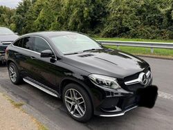 Schwarz Gebraucht 2019 Mercedes GLE350 AMG line SUV | 47.300 € (Etwas zu teuer)
