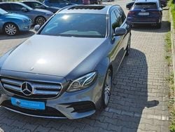 Grau Gebraucht 2017 Mercedes E220 AMG line Kombi | 27.000 € (Guter Preis)