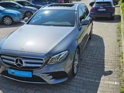 Grau Gebraucht 2017 Mercedes E220 AMG line Kombi | 29.999 € (Guter Preis)