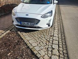 Weiß Gebraucht 2019 Ford Focus Titanium Limousine | 10.500 € (Fairer Preis)