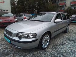 Grün Gebraucht 2001 Volvo V70 Kombi | 3.990 € (Guter Preis)