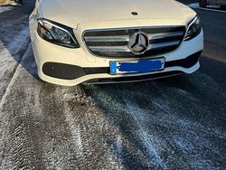 Weiß Gebraucht 2018 Mercedes E350 Avantgarde Limousine | 21.800 € (Fairer Preis)