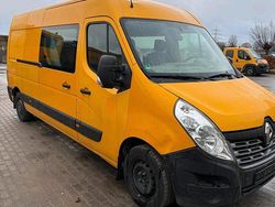 Gelb Gebraucht 2017 Renault Master Van / Kleinbus | 10.900 €