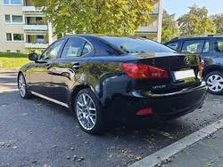 Schwarz Gebraucht 2007 Lexus IS220d Luxury Line Limousine | 7.499 € (Fairer Preis)