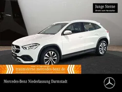 Weiß Gebraucht 2020 Mercedes GLA200 Style SUV | 29.890 € (Fairer Preis)
