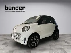 Weiß Gebraucht 2024 Smart ForTwo Electric Drive | 16.200 € (Etwas zu teuer)