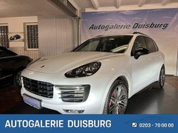 Pure white Gebraucht 2018 Porsche Cayenne GTS SUV | 54.800 € (Teuer)