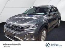Grau Gebraucht 2024 VW T-Roc Life SUV | 21.890 € (Guter Preis)