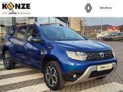 Blau (stahlblau (blau)) Gebraucht 2020 Dacia Duster Celebration SUV | 17.990 € (Fairer Preis)