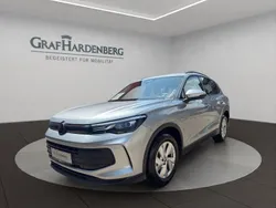 Silber Gebraucht 2024 VW Tiguan SUV | 36.888 € (Fairer Preis)