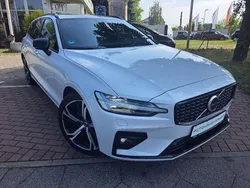 Weiß Gebraucht 2023 Volvo V60 Plus Kombi | 36.800 € (Etwas zu teuer)