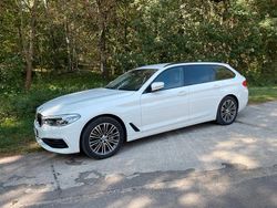 Weiß Gebraucht 2019 BMW 530 Shadowline Kombi | 29.999 € (Fairer Preis)