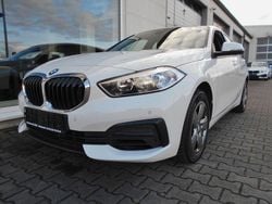 Weiß Gebraucht 2020 BMW 118 Kleinwagen | 14.999 € (Guter Preis)