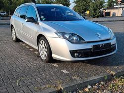 Grau Gebraucht 2010 Renault Laguna III Kombi | 3.400 € (Fairer Preis)