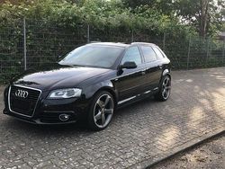 Schwarz metallic Gebraucht 2011 Audi A3 Sportback S-Line Kleinwagen | 21.500 €