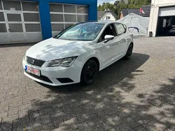 Weiß Gebraucht 2014 Seat Leon Limousine | 5.799 € (Fairer Preis)