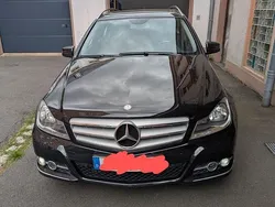 Schwarz Gebraucht 2012 Mercedes C200 Kombi | 11.900 €