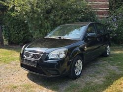 Schwarz Gebraucht 2010 Kia Rio Vision Kleinwagen | 4.200 € (Fairer Preis)