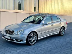 Mercedes C32 AMG