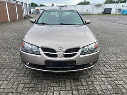 Grau Gebraucht 2006 Nissan Almera Limousine | 2.390 €