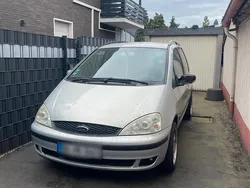 Silber Gebraucht 2003 Ford Galaxy Van / Kleinbus | 3.199 €