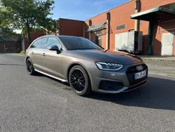Grau Gebraucht 2020 Audi A4 Kombi | 22.500 € (Fairer Preis)