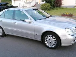Silber Gebraucht 2004 Mercedes E200 Elegance Limousine | 7.250 € (Teuer)