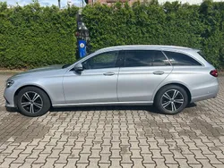Silber Gebraucht 2021 Mercedes E220 Avantgarde Kombi | 35.900 € (Fairer Preis)