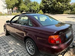 Rot Gebraucht 1995 Audi A4 Limousine | 1.600 €
