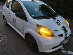 Weiß Gebraucht 2008 Toyota Aygo Kleinwagen | 1.800 € (Fairer Preis)