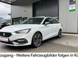 Weiß Gebraucht 2022 Seat Leon FR Limousine | 20.890 € (Fairer Preis)