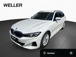 Alpinweiss iii (weiß) Gebraucht 2024 BMW 318 Shadowline Kombi | 33.333 € (Guter Preis)