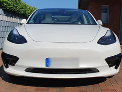 Weiß Gebraucht 2021 Tesla Model 3 Long Range Limousine | 26.499 € (Fairer Preis)