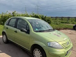 Grün Gebraucht 2005 Citroën C3 Kleinwagen | 1.500 € (Etwas zu teuer)